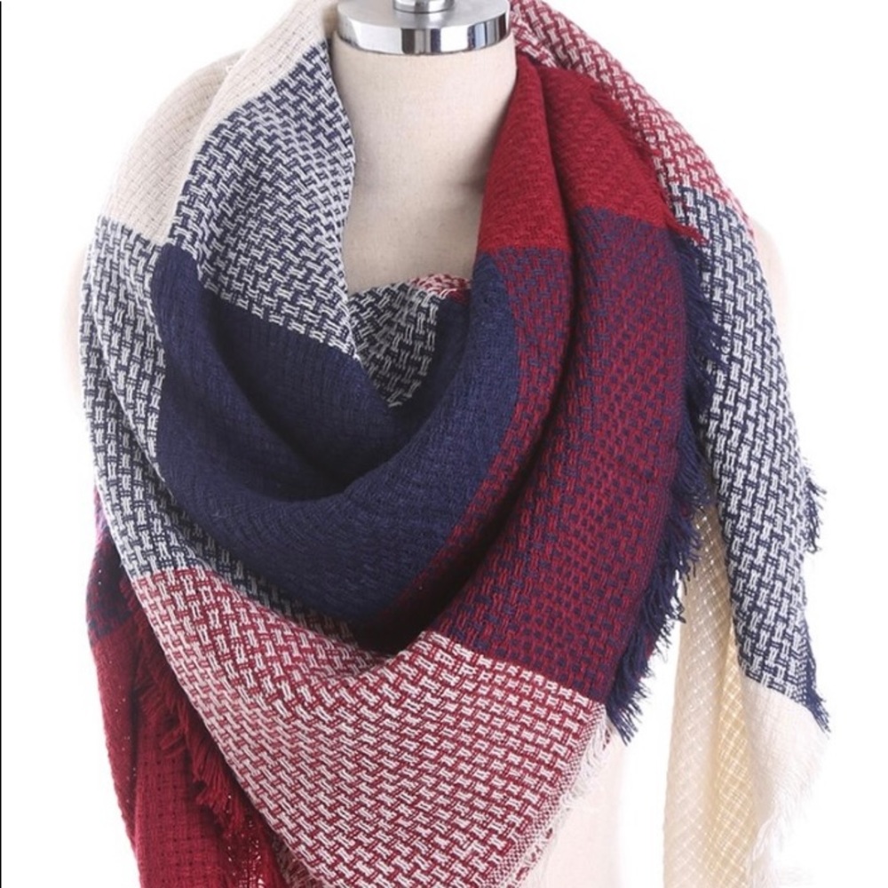 Color block raw edged scarf